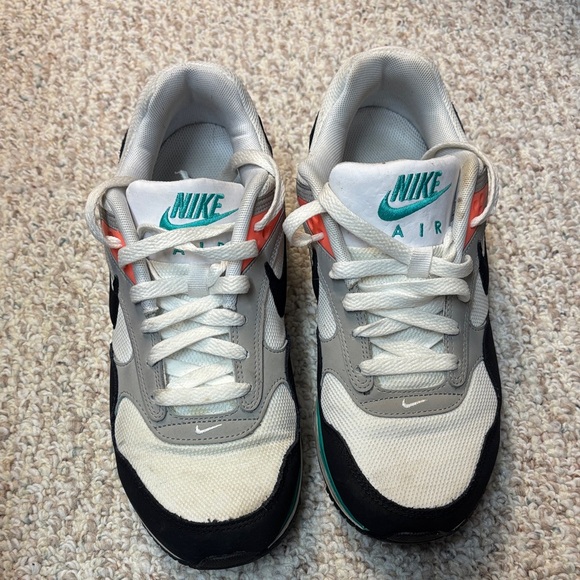 Nike White, Gray, Black Low-Top Sneakers with Teal and Orange Accents - Picture 2 of 8